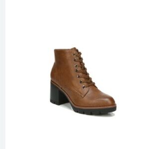 Naturalizer Brown Lace-Up Boots